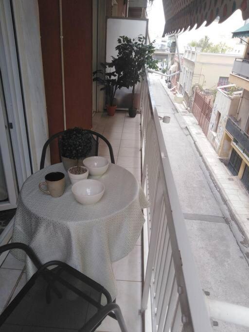 אתונה Thissio Apartment Philoxenia מראה חיצוני תמונה