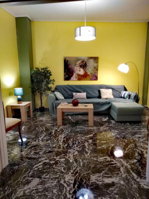 אתונה Thissio Apartment Philoxenia מראה חיצוני תמונה